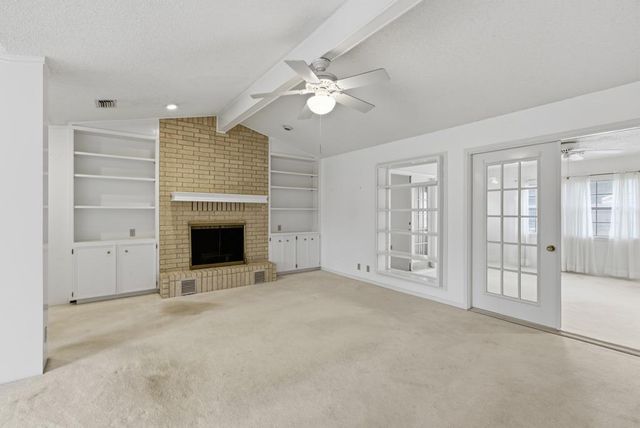 205 Sunshine DR, Georgetown, TX 78628