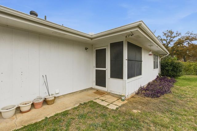 205 Sunshine DR, Georgetown, TX 78628