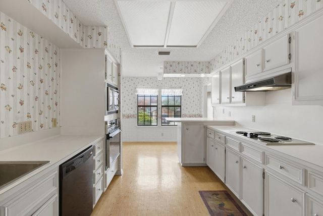 205 Sunshine DR, Georgetown, TX 78628