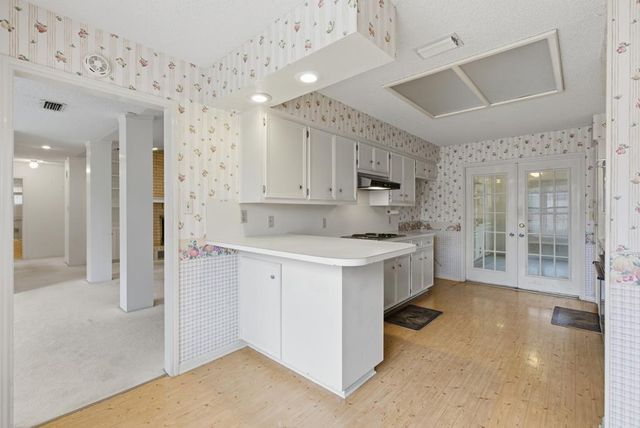 205 Sunshine DR, Georgetown, TX 78628