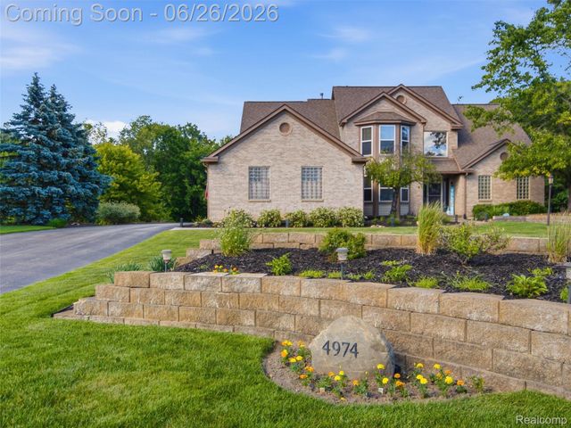 4974 Menominee Lane, Independence Charter Township, MI 48348