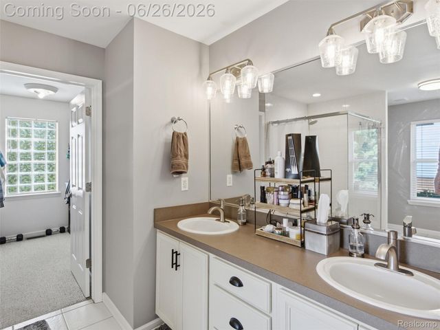 4974 Menominee Lane, Independence Charter Township, MI 48348