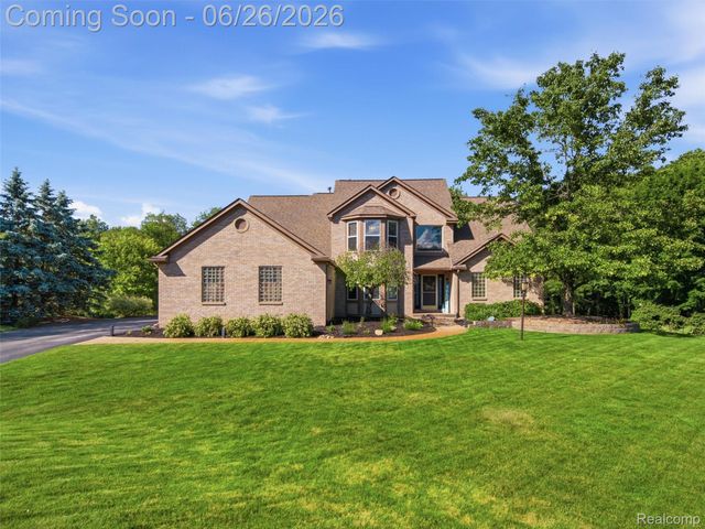 4974 Menominee Lane, Independence Charter Township, MI 48348