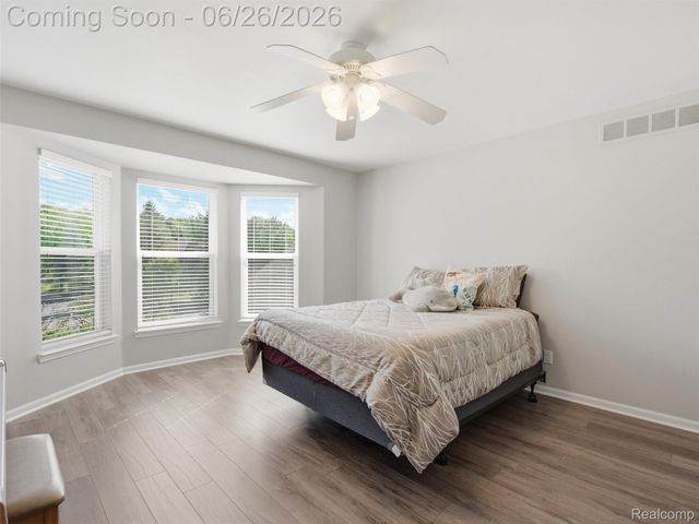 4974 Menominee Lane, Independence Charter Township, MI 48348