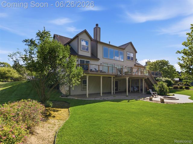 4974 Menominee Lane, Independence Charter Township, MI 48348