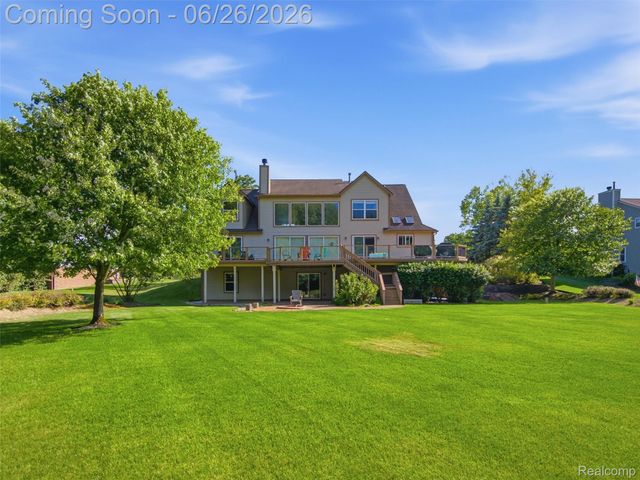 4974 Menominee Lane, Independence Charter Township, MI 48348