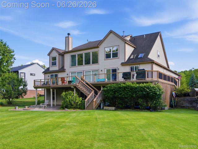 4974 Menominee Lane, Independence Charter Township, MI 48348