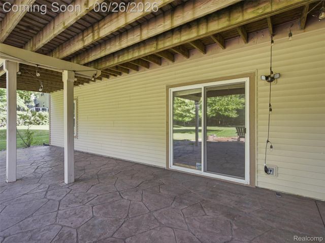 4974 Menominee Lane, Independence Charter Township, MI 48348