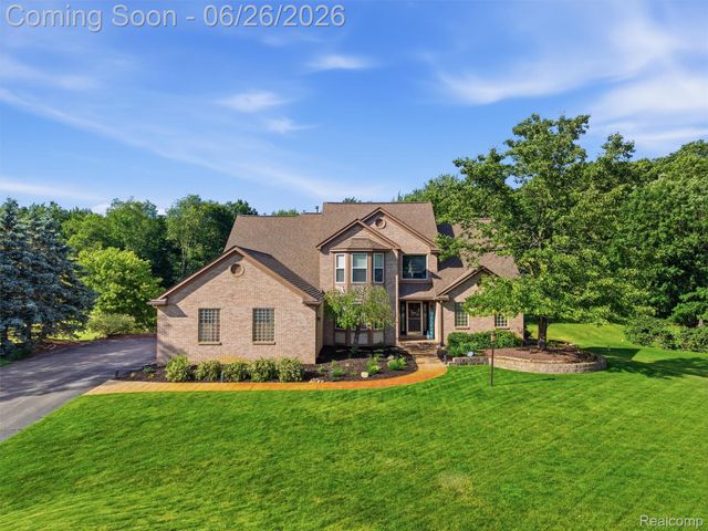 4974 Menominee Lane, Independence Charter Township, MI 48348