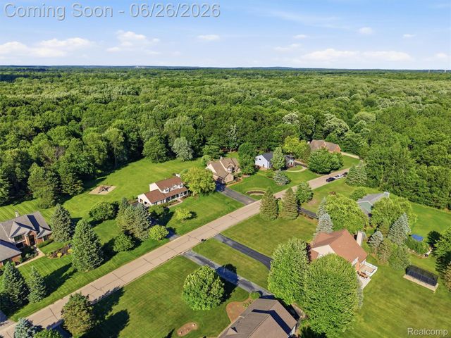 4974 Menominee Lane, Independence Charter Township, MI 48348