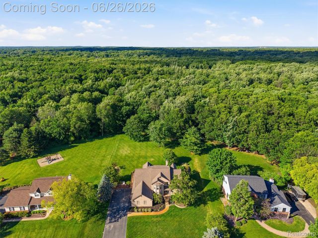 4974 Menominee Lane, Independence Charter Township, MI 48348