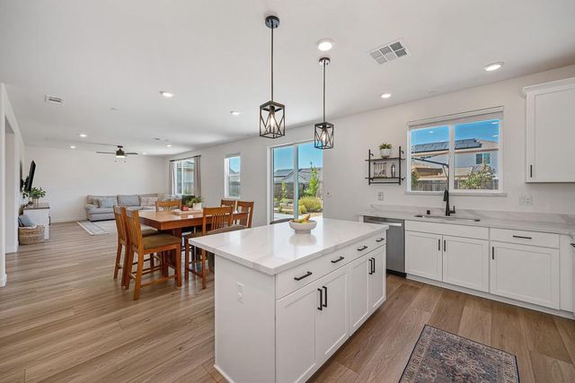 4414 California Gold Way, Roseville, CA 95747