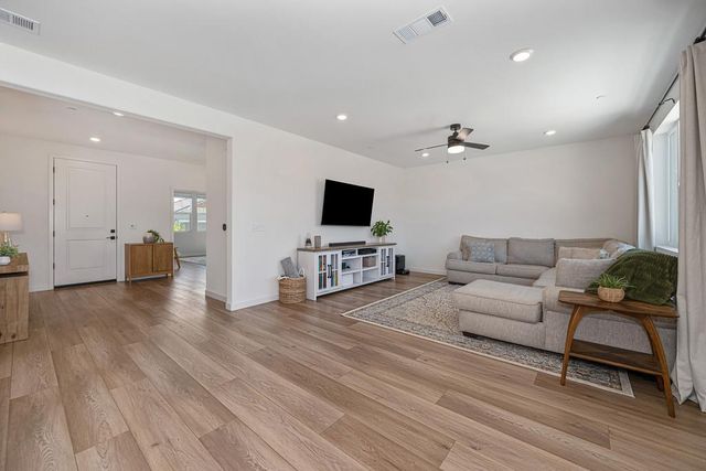 4414 California Gold Way, Roseville, CA 95747