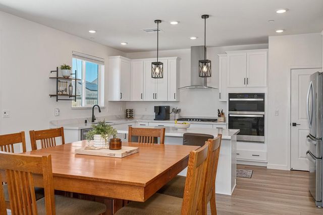 4414 California Gold Way, Roseville, CA 95747