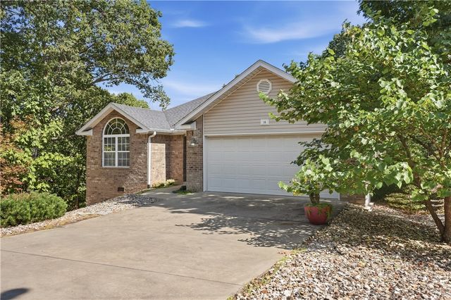 16 Bromyard Lane, Bella Vista, AR 72714