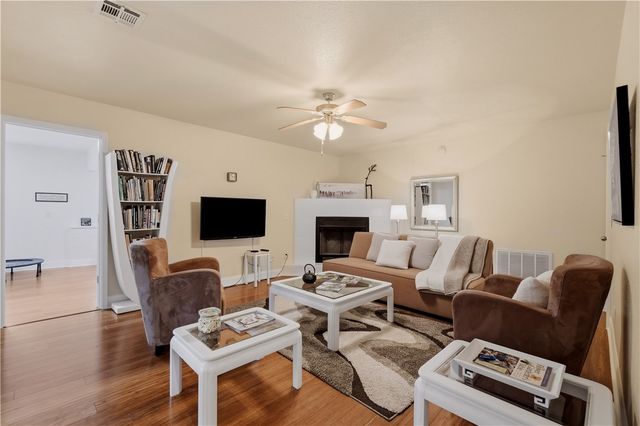 16 Bromyard Lane, Bella Vista, AR 72714