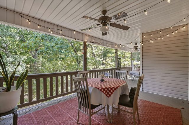 16 Bromyard Lane, Bella Vista, AR 72714
