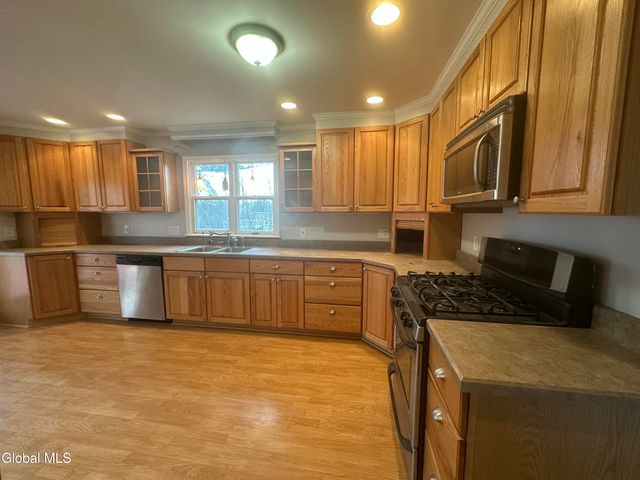 25 Kling Terrace, Voorheesville, NY 12186