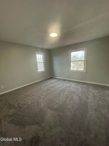 25 Kling Terrace, Voorheesville, NY 12186