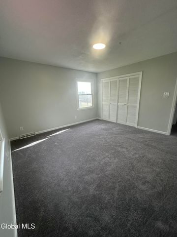 25 Kling Terrace, Voorheesville, NY 12186