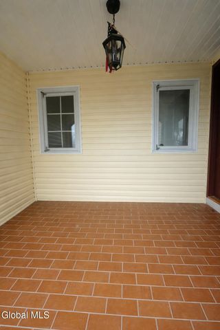 25 Kling Terrace, Voorheesville, NY 12186