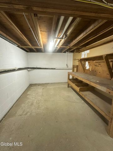 25 Kling Terrace, Voorheesville, NY 12186