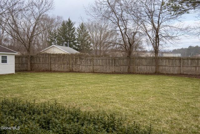 25 Kling Terrace, Voorheesville, NY 12186