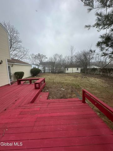 25 Kling Terrace, Voorheesville, NY 12186