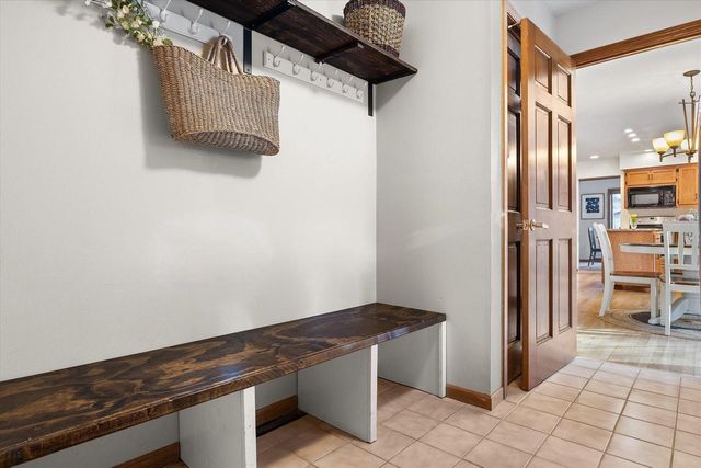 N6119 Willow CIRCLE, Sullivan, WI 53178