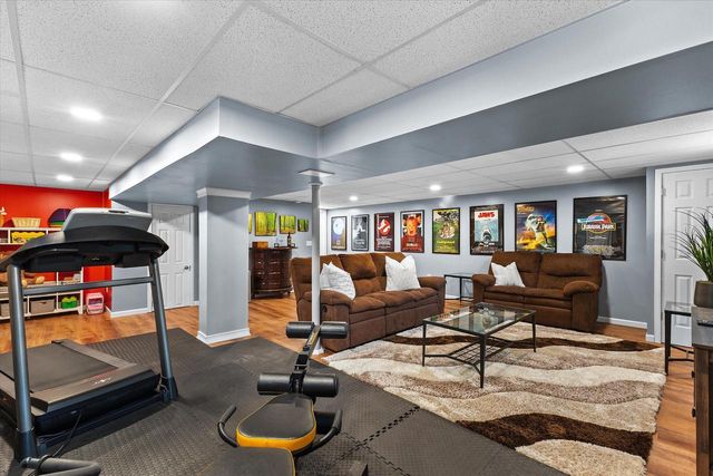 N6119 Willow CIRCLE, Sullivan, WI 53178