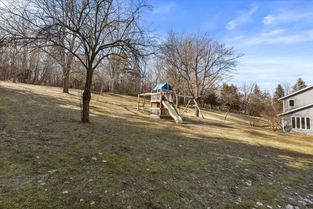 N6119 Willow CIRCLE, Sullivan, WI 53178