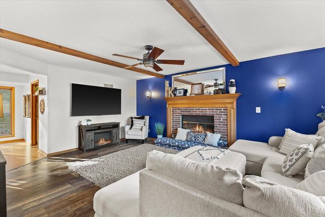 N6119 Willow CIRCLE, Sullivan, WI 53178