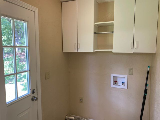 141 HIDEAWAY SQ, Selmer, TN 38375