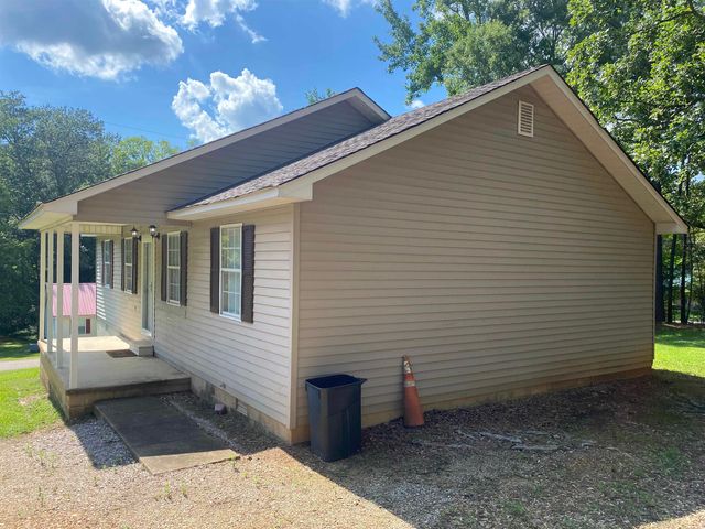 141 HIDEAWAY SQ, Selmer, TN 38375