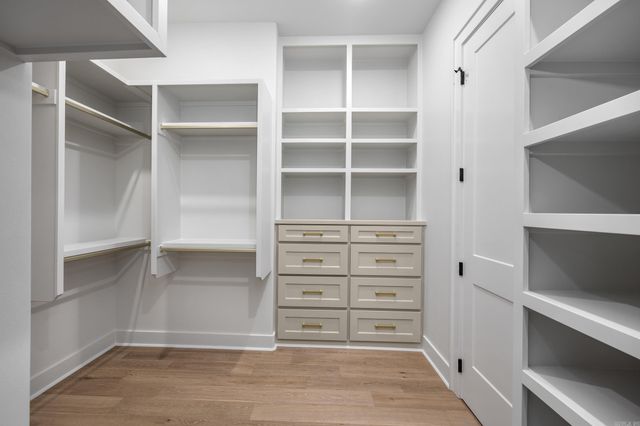 33 Mereville Place, Little Rock, AR 72223