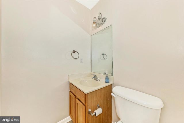 52 TEAGUE LN, Martinsburg, WV 25404