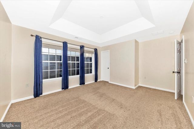 52 TEAGUE LN, Martinsburg, WV 25404