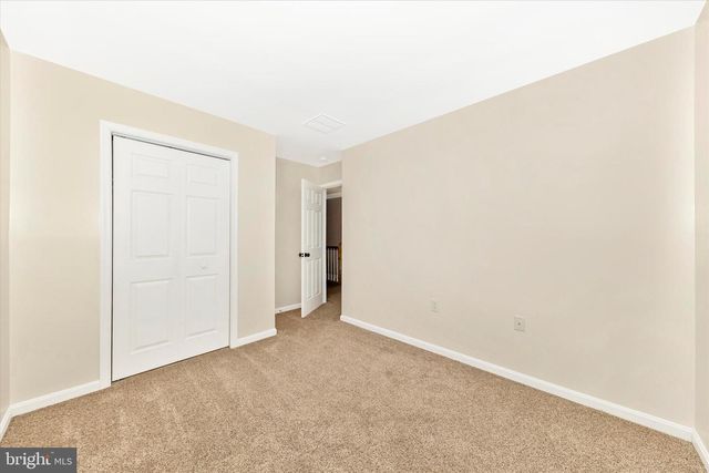 52 TEAGUE LN, Martinsburg, WV 25404