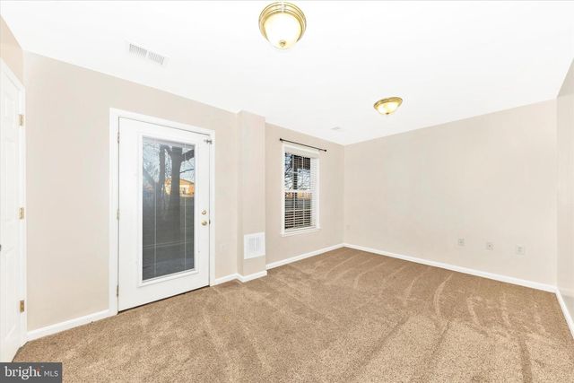 52 TEAGUE LN, Martinsburg, WV 25404