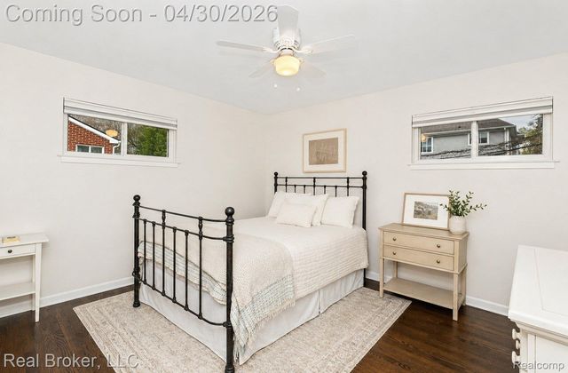 8410 Northfield Boulevard, Oak Park, MI 48237