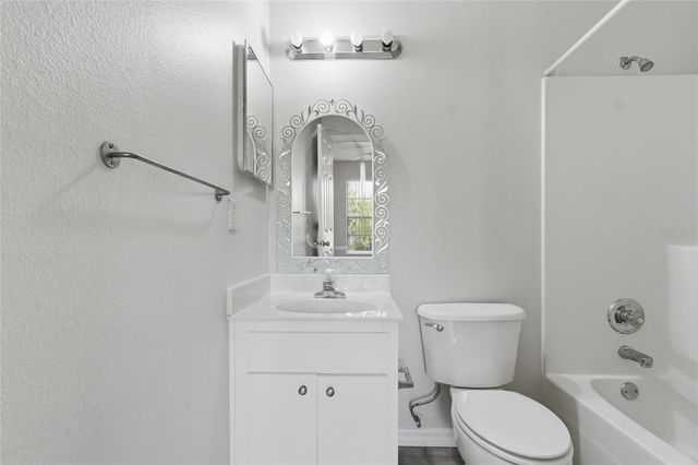 713 LAKE MARION GOLF RESORT DRIVE, Kissimmee, FL 34759