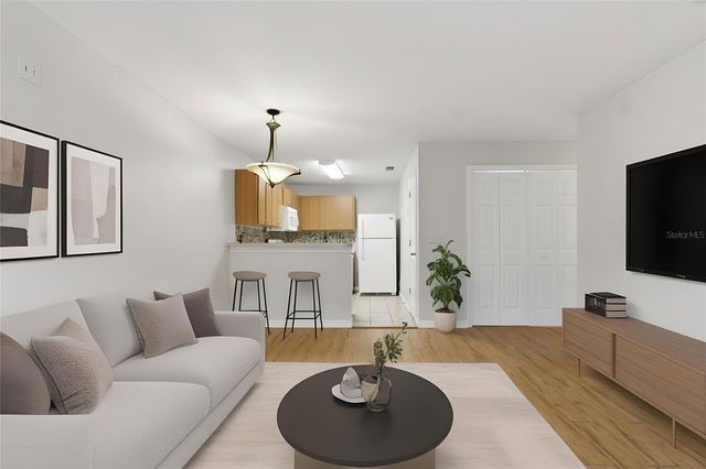 713 LAKE MARION GOLF RESORT DRIVE, Kissimmee, FL 34759