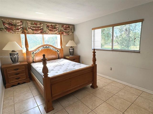 7400 Miami Lakes Dr D206, Miami Lakes, FL 33014