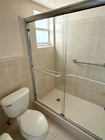 7400 Miami Lakes Dr D206, Miami Lakes, FL 33014