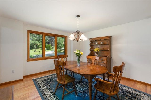 5 Plaza Avenue, Hudson, NH 03051