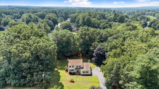 5 Plaza Avenue, Hudson, NH 03051