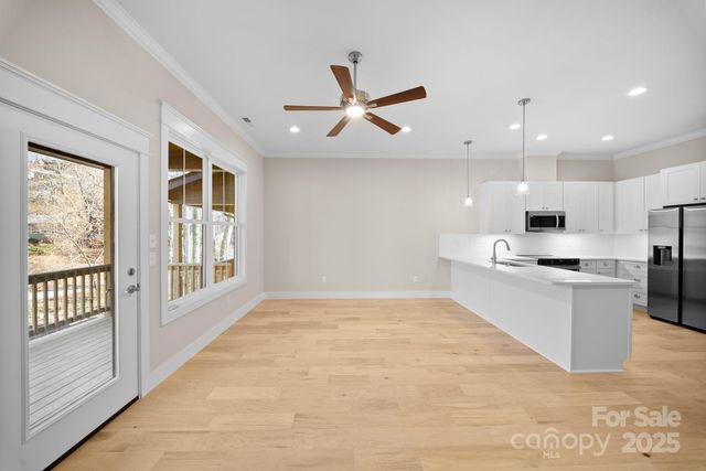 107 Collin Place 3, Asheville, NC 28804