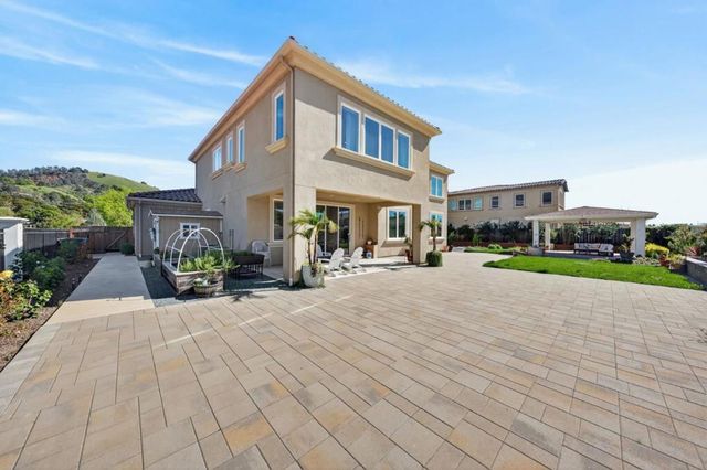 18675 Corte Paterna, Morgan Hill, CA 95037