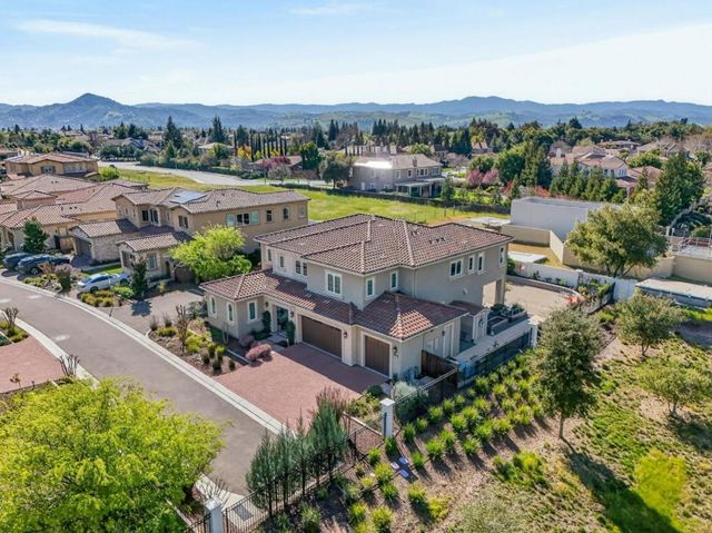 18675 Corte Paterna, Morgan Hill, CA 95037