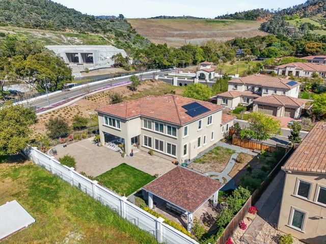 18675 Corte Paterna, Morgan Hill, CA 95037